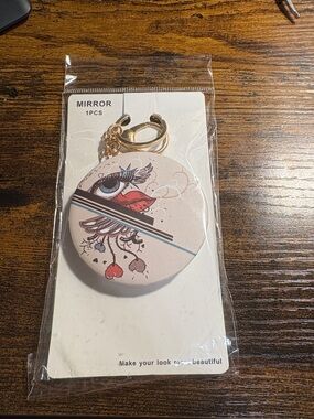 Gold Keyring Compact Mirror with Pink Illustrated Design NEW